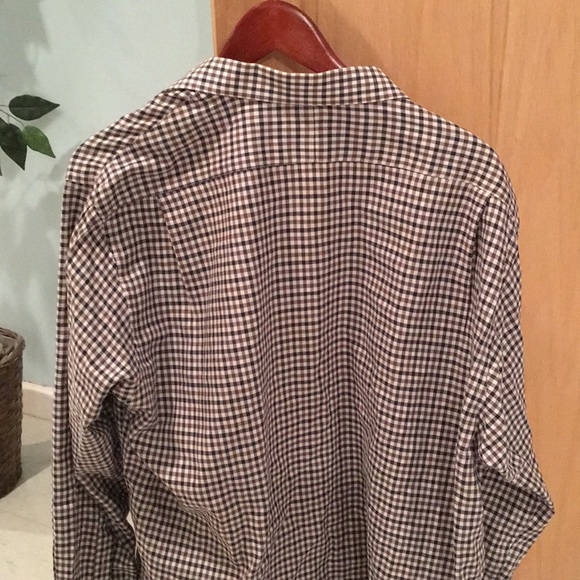 Authentic Burberry Casual Button Down Shirt - Picture 2 of 3
